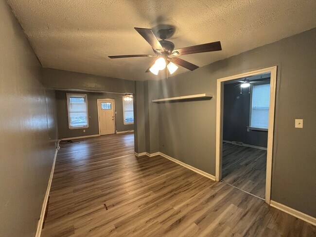 Building Photo - Use Your Tax Return For This Sweetheart of a Deal!  This is a Lease-to-Own – Not a typical rental.