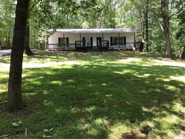 Primary Photo - 4944 Shiloh Dr
