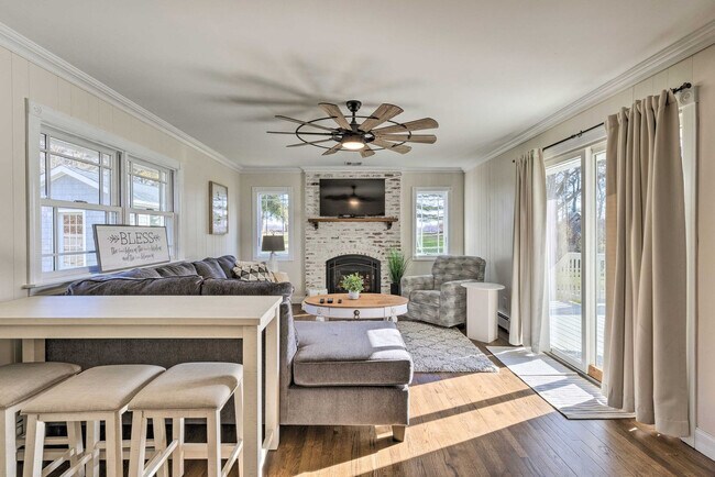 Building Photo - 500 Blossom Bend