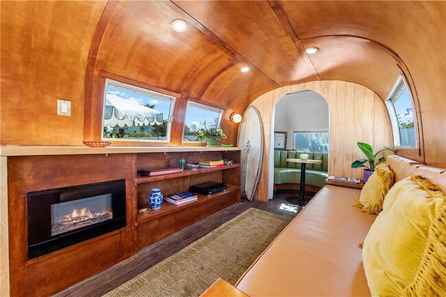 Building Photo - 5052 Audrey Dr