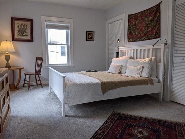 Building Photo - 184 White St