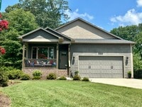Building Photo - Charming 3 Bed 2.5 Bath Furnished Cottage ...
