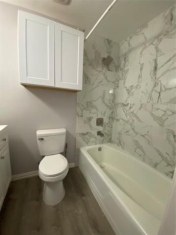 Building Photo - 3803 Poinsettia Dr