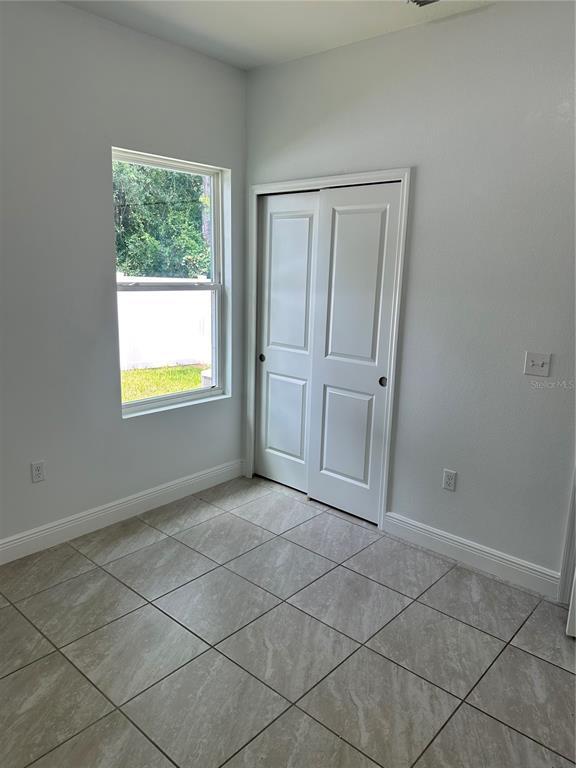 Building Photo - 810 Glastonbury Dr