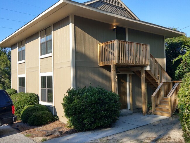 Building Photo - 2339 Walden Dr