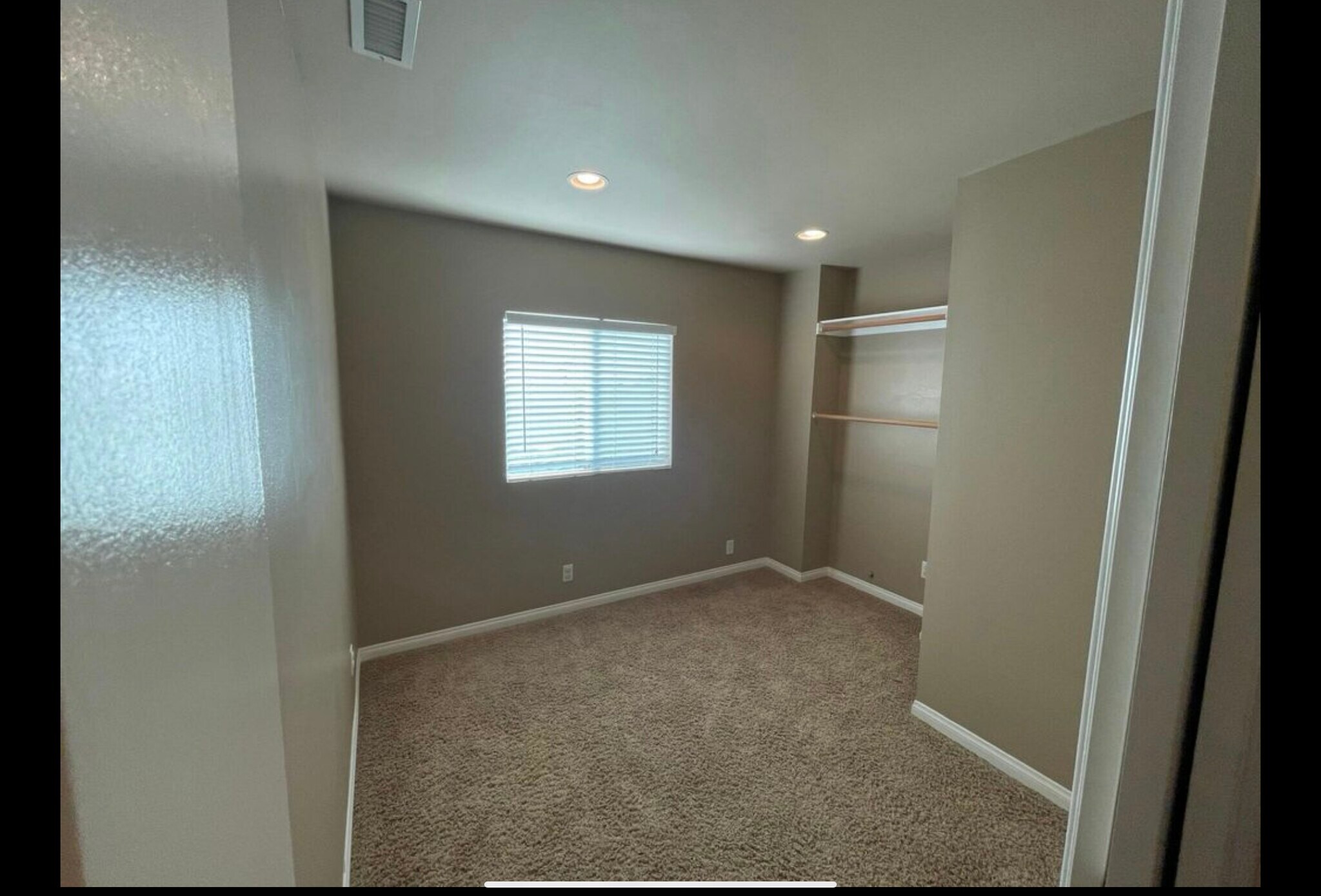 Building Photo - 5124 Glen Albyn Ln