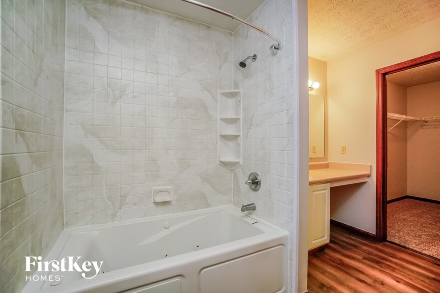 Building Photo - 455 Dover Pond Dr