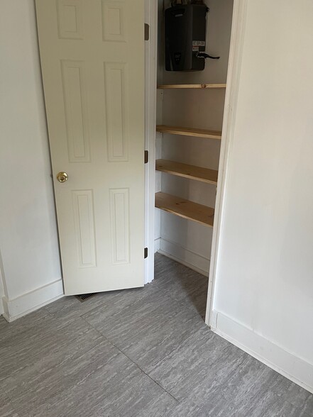 Bedroom Closet - 325 Pine St