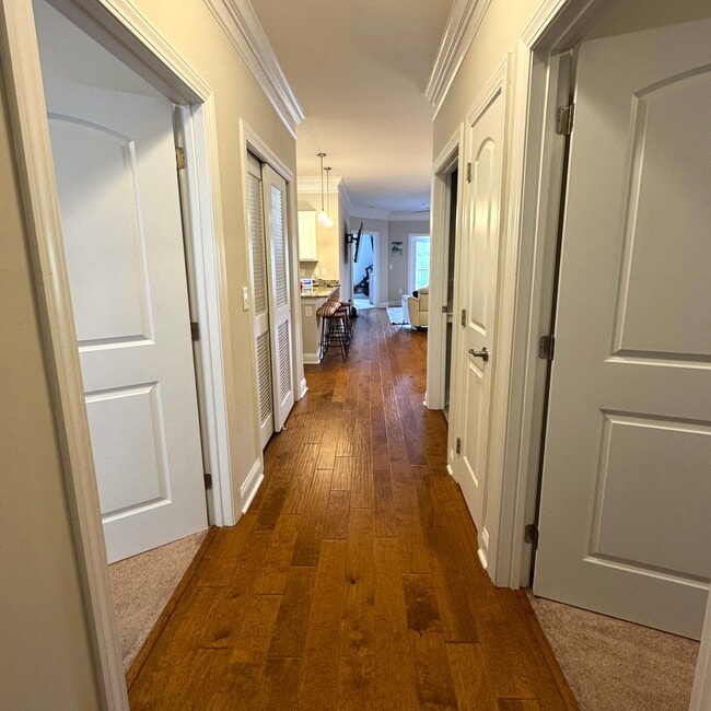 Building Photo - 624 Bonaventure Dr