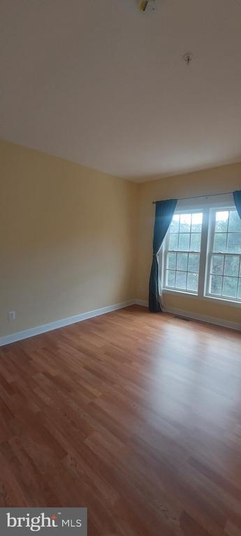 Building Photo - 575 Odendhal Ave