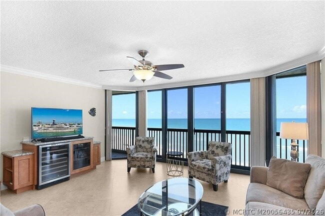 Building Photo - 9550 S Ocean Dr