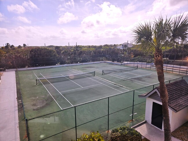 Building Photo - 1357 NE Ocean Blvd