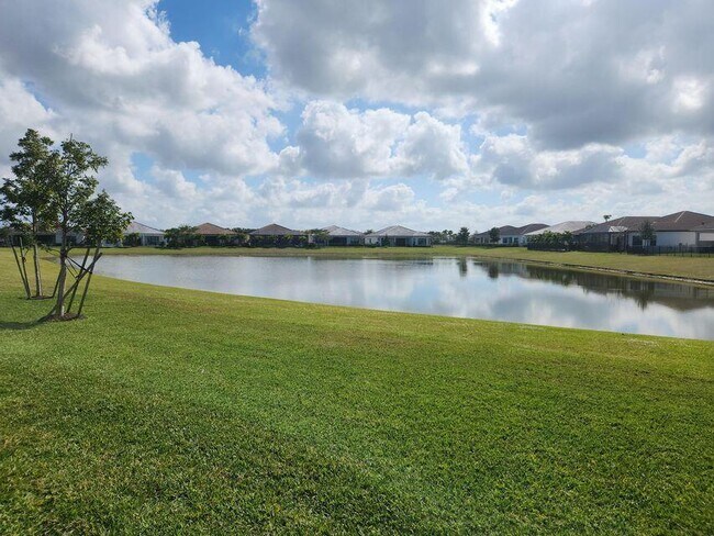 Building Photo - 15750 Longboat Key Dr