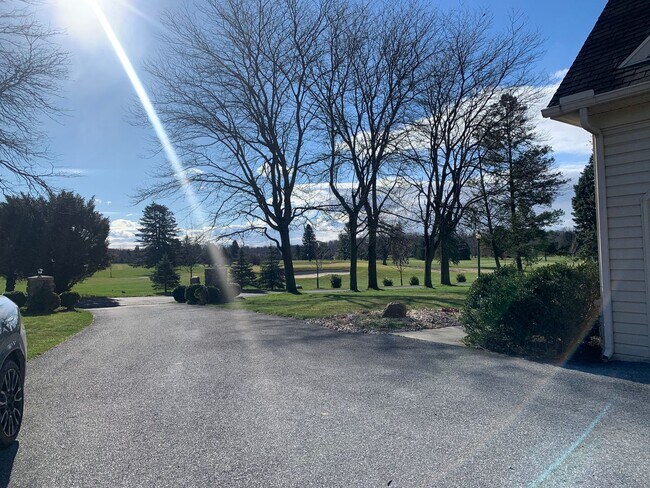 Building Photo - PARKLAND SCHOOLS- FOUR BEDROOM HOUSE compl...