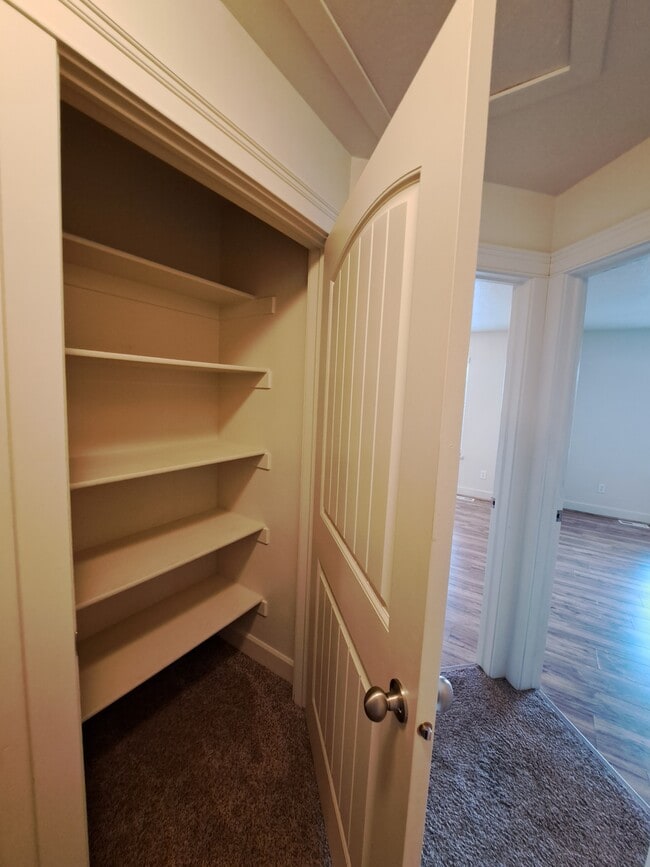 Building Photo - 1238 Baycrest Dr