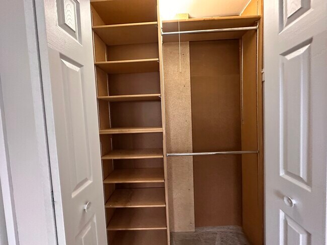 Building Photo - 4525 Elm Ave