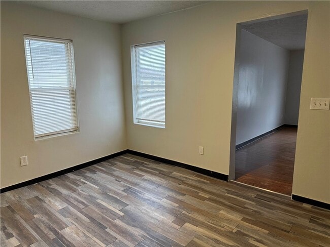 Building Photo - 710-712 Jay St