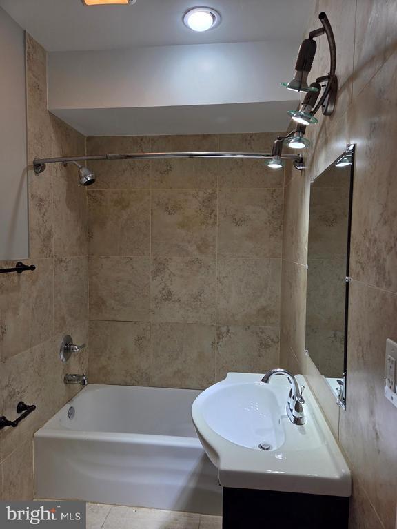 Building Photo - 1603 Ellsworth St