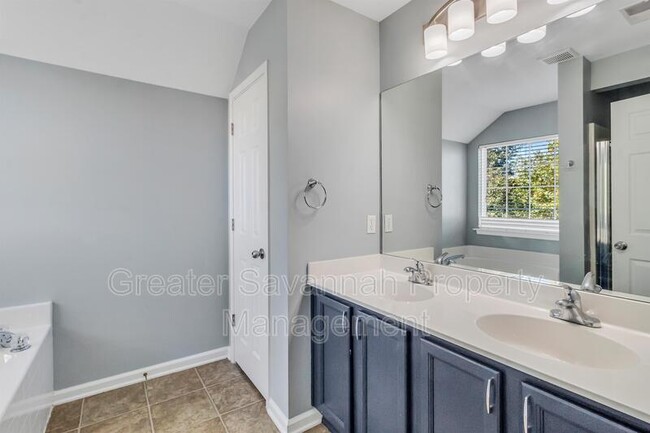 Building Photo - 132 Rocking Horse Ln