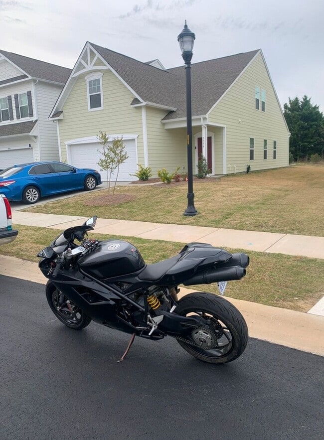 Building Photo - 5954 River Mdw Ct