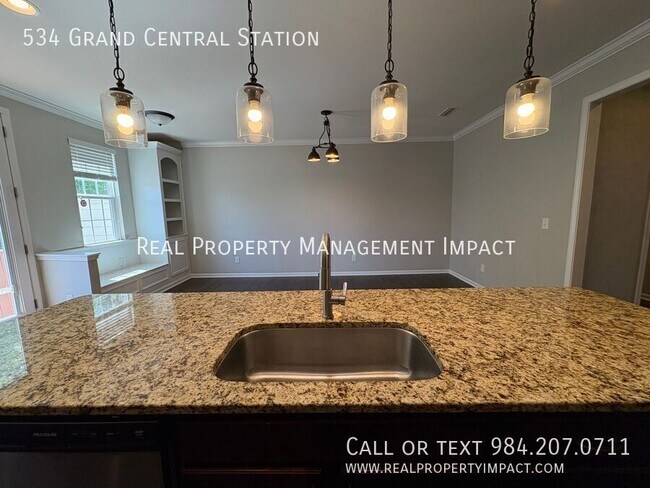 Building Photo - 534 Grand Central Sta