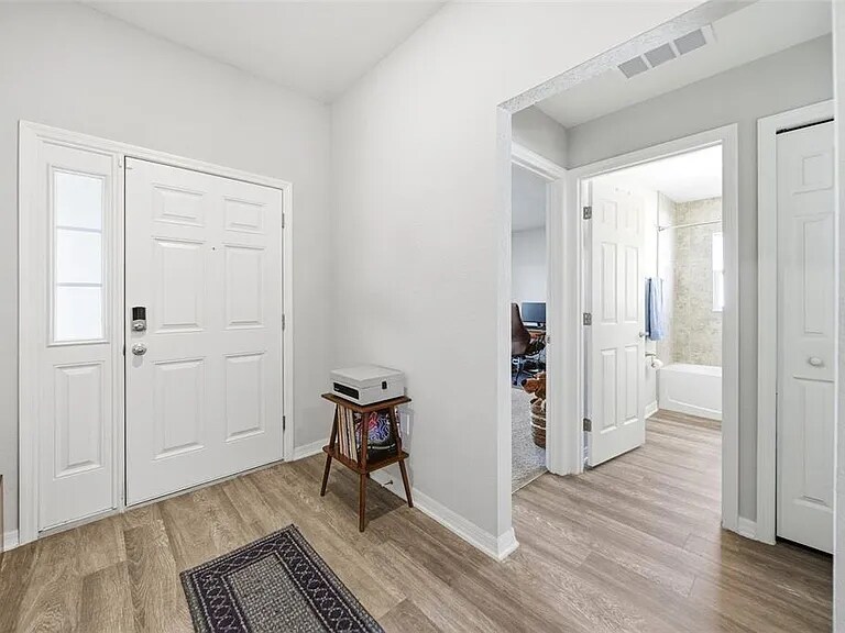 Building Photo - 883 Galloway St