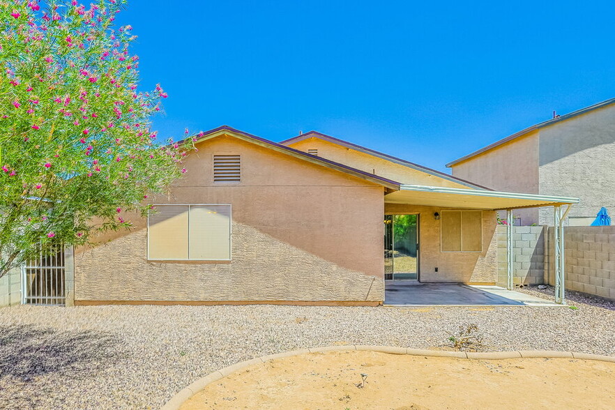 Building Photo - 1055 E Denim Trail