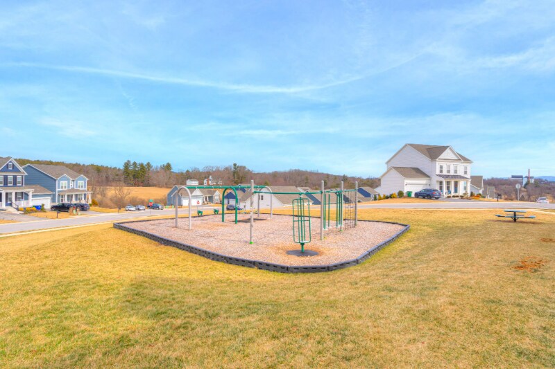 Building Photo - 370 Hamilton Ave NW