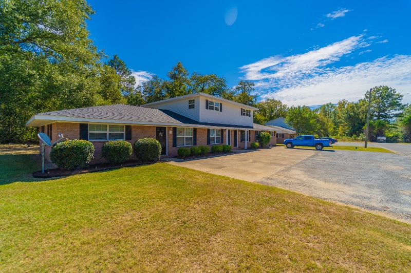 Building Photo - 162 Cumberland Rd