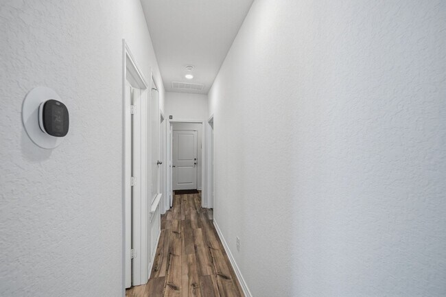 Building Photo - 4015 Casita Mia St