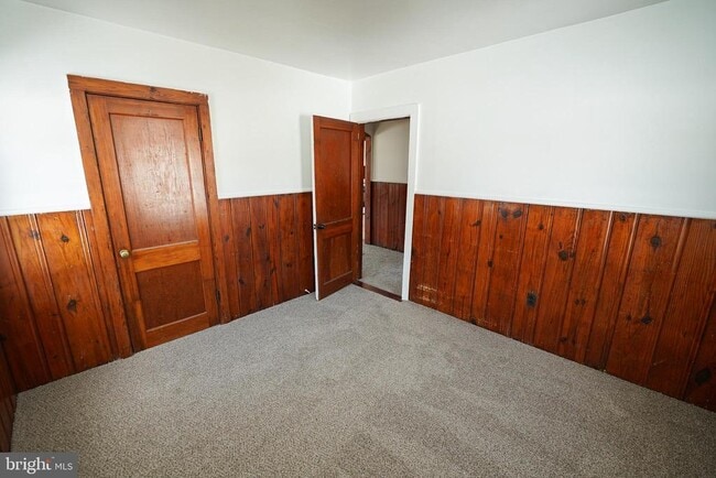 Building Photo - 8369 Nylon Ave