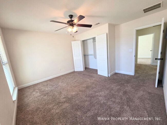 Building Photo - 9411 Sedona Ave