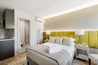 Building Photo - 138 Wickham Ave