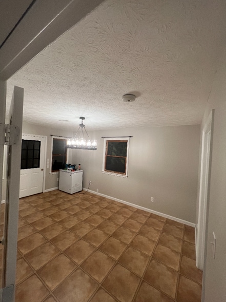 Building Photo - 1117 2nd St