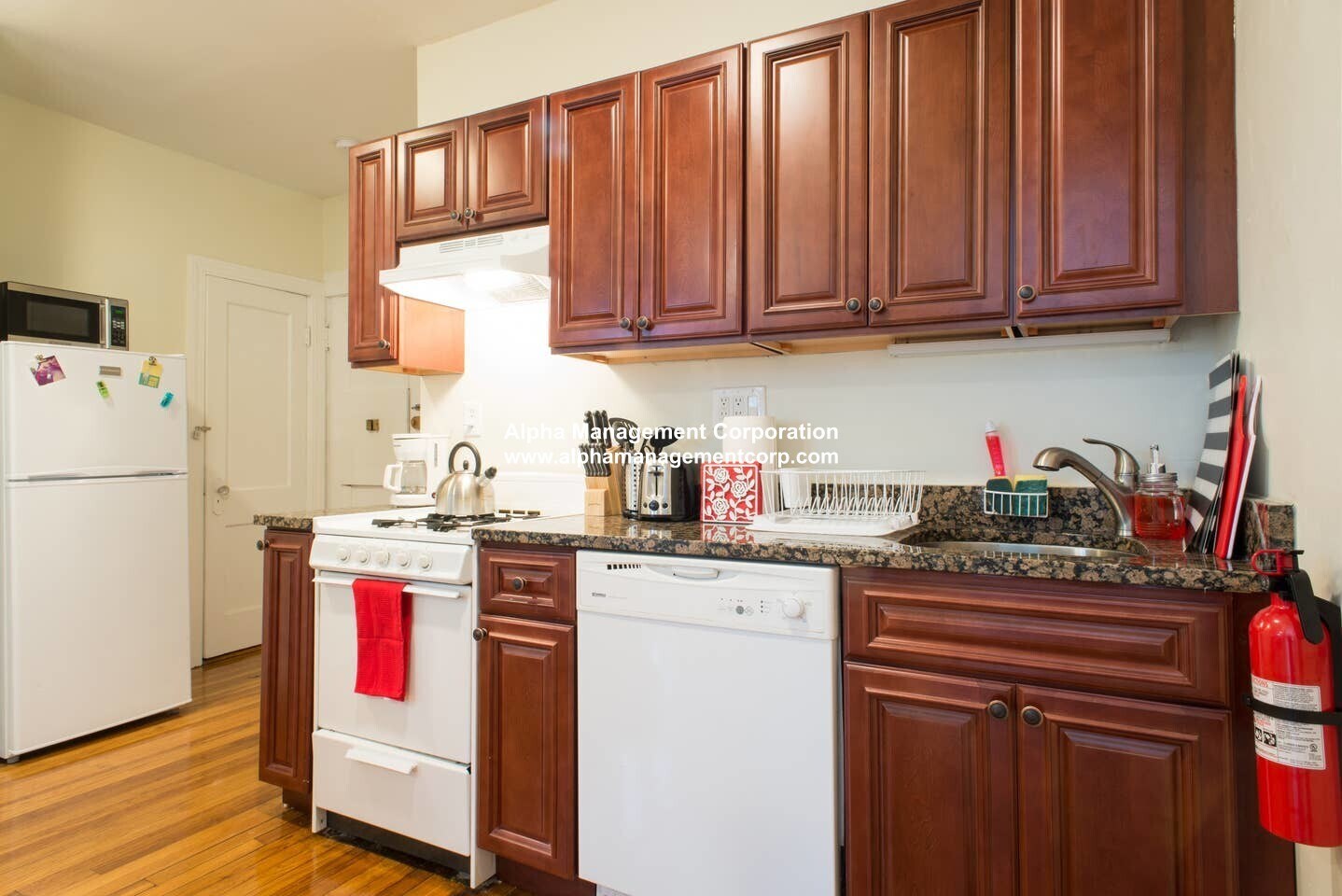 Building Photo - 58 Queensberry St