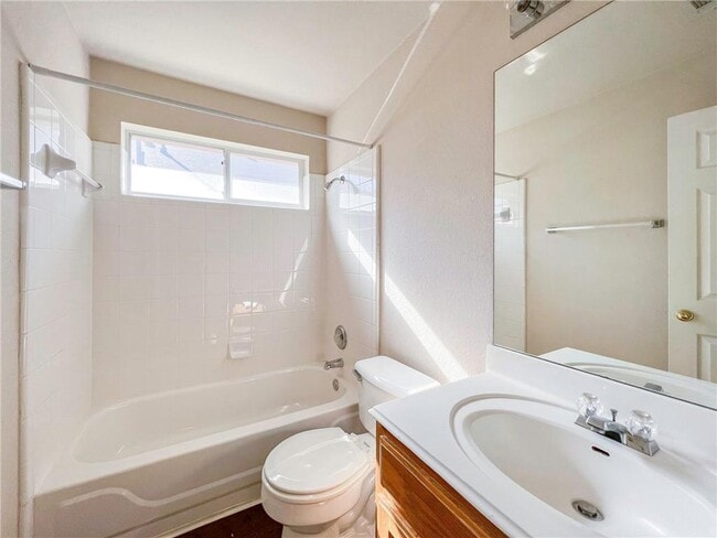 Building Photo - 2644 Gate Ridge Dr