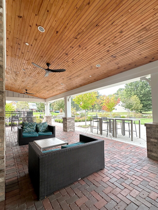 Building Photo - 5006 Distillers Ln