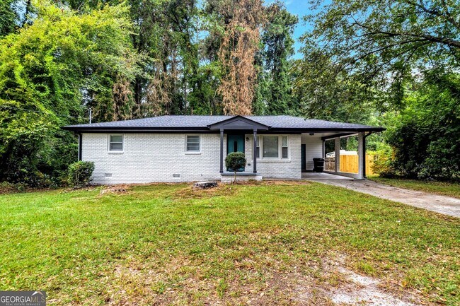 Building Photo - 3590 Ponderosa Ln