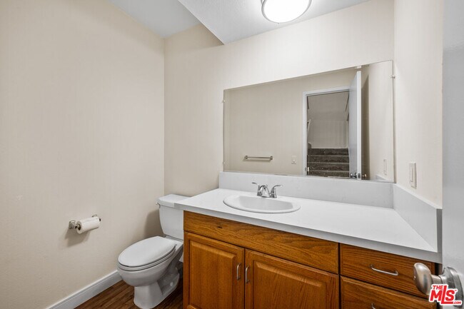 Building Photo - 348 Miraleste Dr