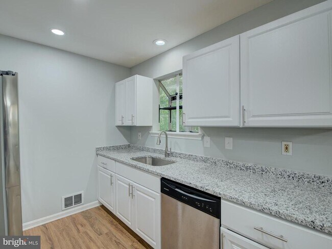 Building Photo - 11752 Sidewinder Ln