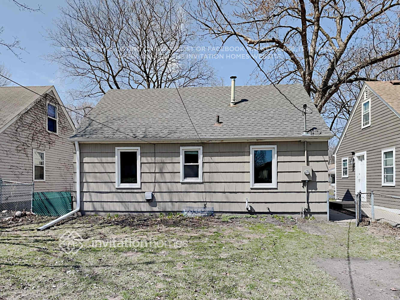 Building Photo - 5613 27th Ave S
