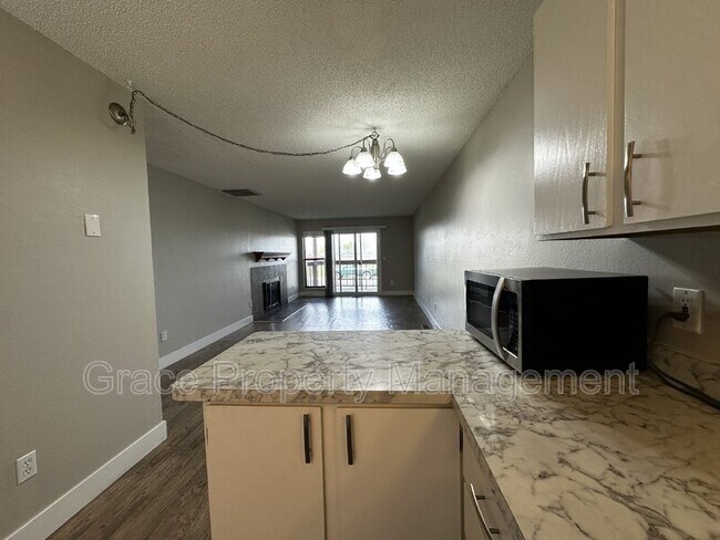 Building Photo - 2740 W 86th Ave
