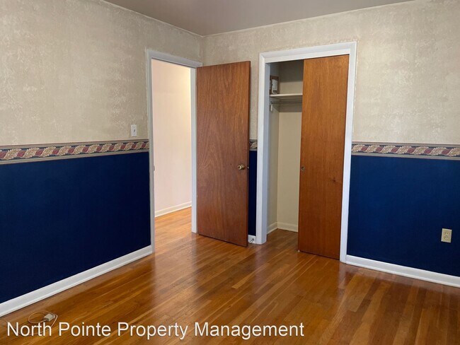 Building Photo - 3 br, 1 bath House - 105 Chestnut St.