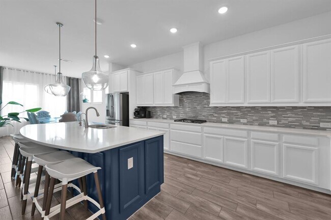 Building Photo - 2807 Kingly Pne Trl