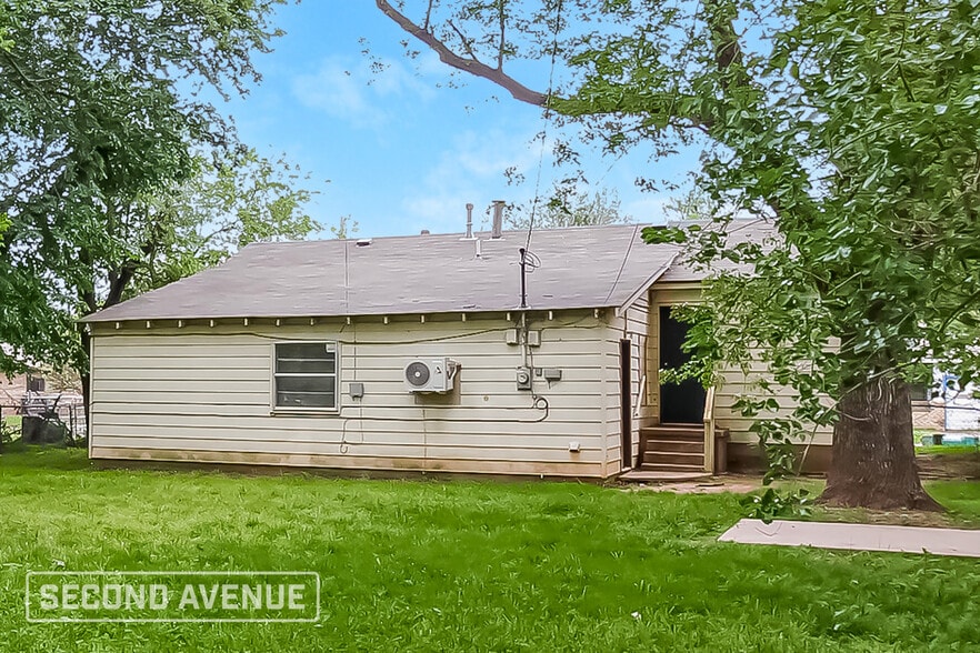 Building Photo - 2337 SW 50th St