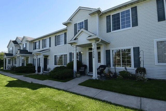 Primary Photo - 2236 Reflections Dr