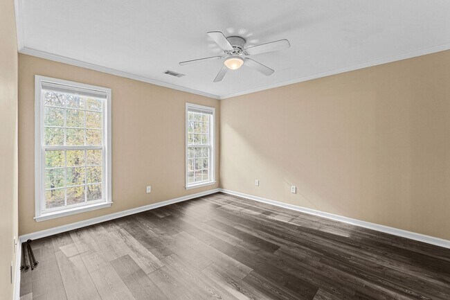 Building Photo - Grovetown home in pool community!