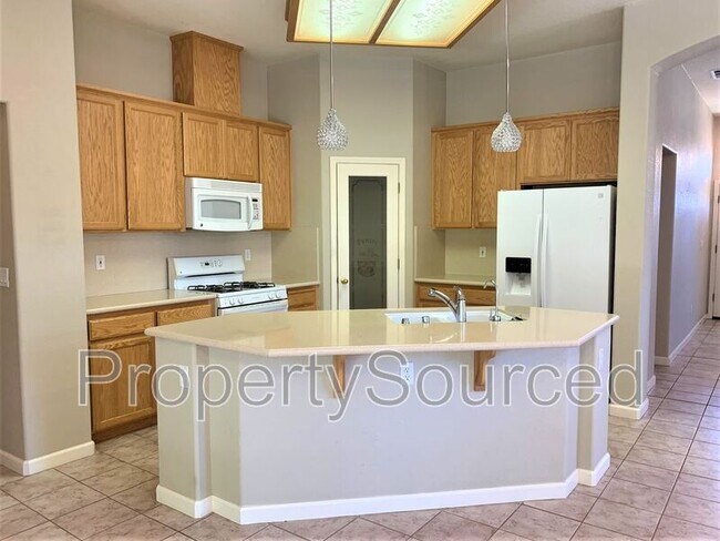 Building Photo - 857 Tannehill Dr