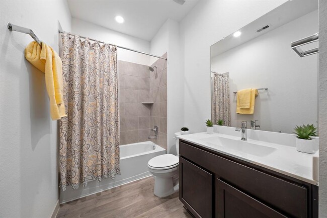 Building Photo - 12511 Abbey House Ct