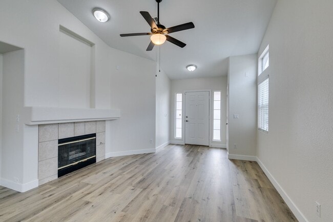 Building Photo - GREEN VALLEY RANCH NEWLY RENOVATED 3 BD SINGLE STORY HOME